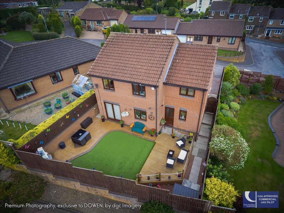 VICARAGE FARM CLOSE, Dowen Estate & Letting Agents