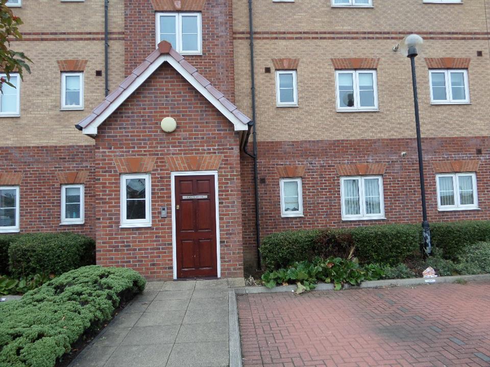 DRAKE HOUSE, MARINA Dowen Estate & Letting Agents