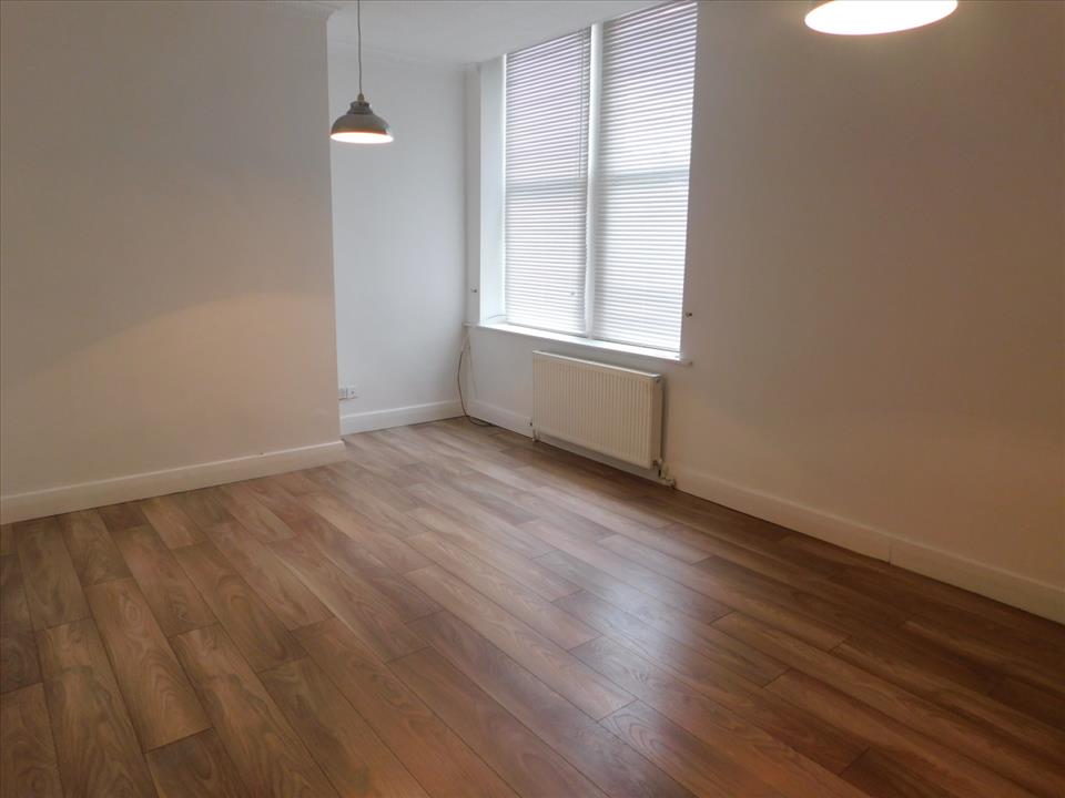 THE CLIFF, SEATON CAREW Dowen Estate & Letting Agents