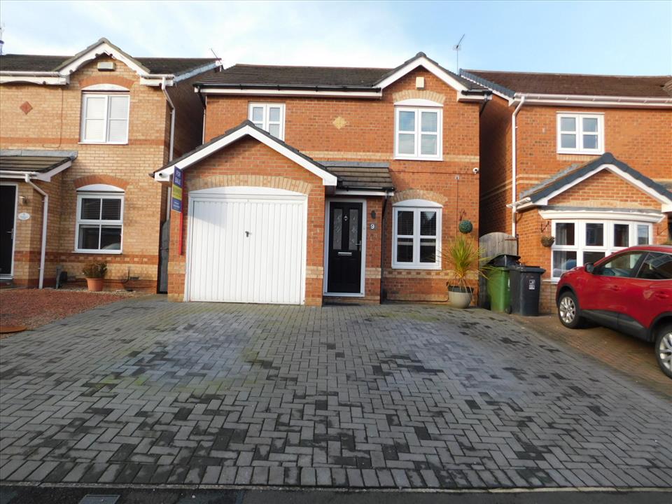 THORNBURY CLOSE, HIGHFIELDS Dowen Estate & Letting Agents