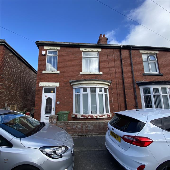 GLOUCESTER STREET, OXFORD ROAD Dowen Estate & Letting Agents