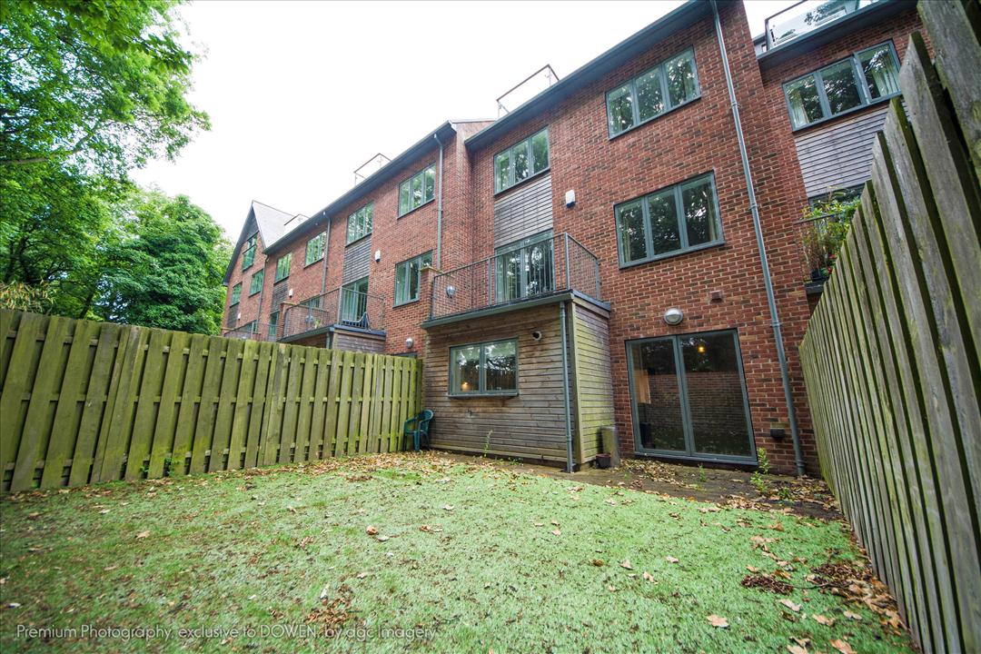 BROOKFIELD GARDENS, ASHBROOKE Dowen Estate & Letting Agents